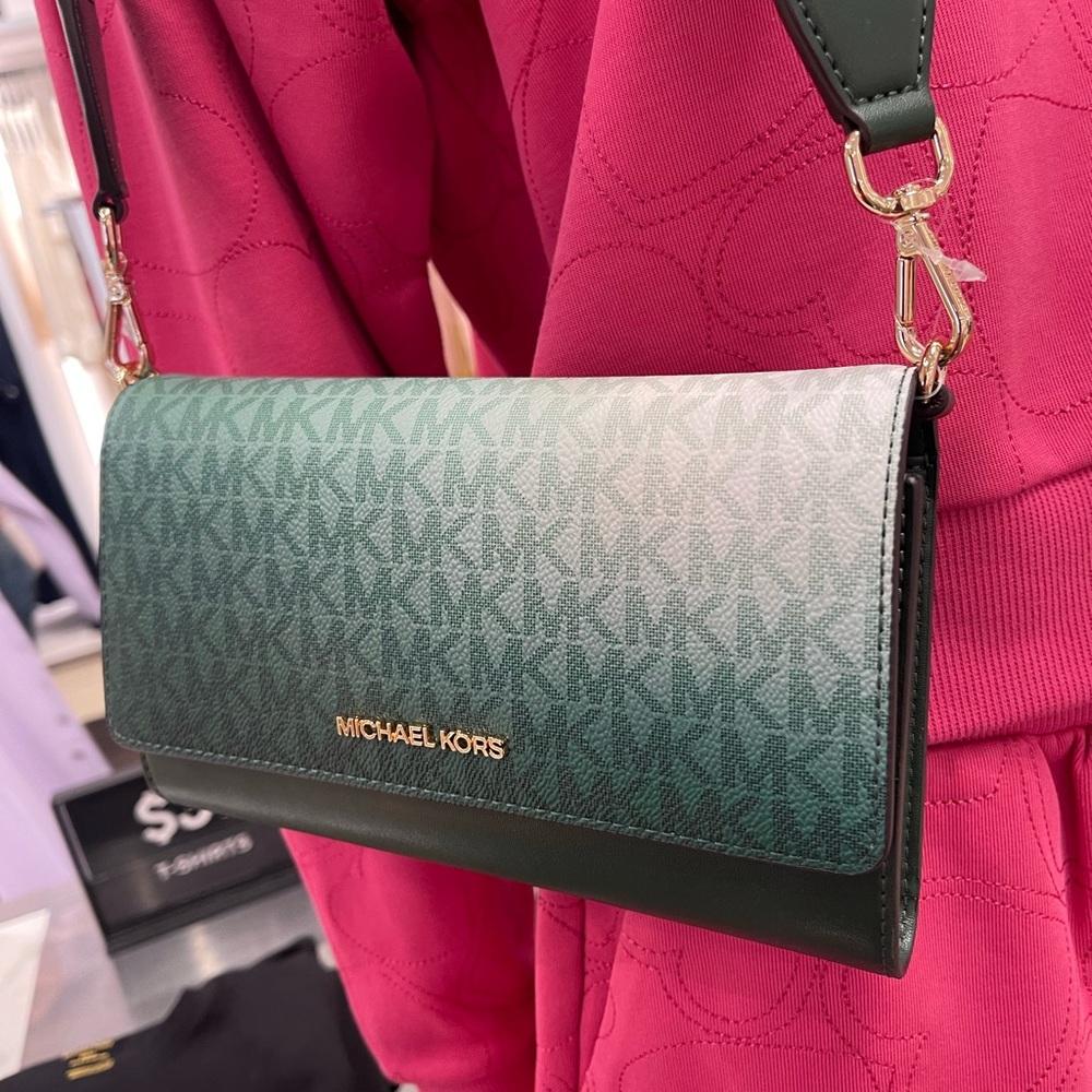 MICHAEL KORS Jet Set Large Ombré Signature Logo ZA Crossbody Bag
Moss Multi 
NWT - Picture 13 of 16